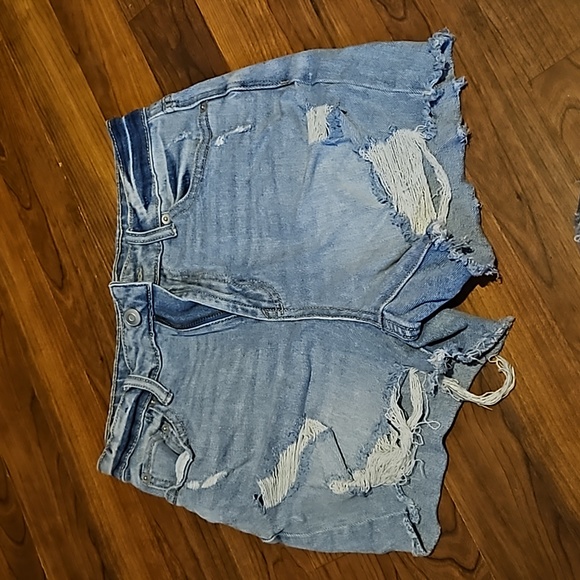 Womens Shorts - Picture 7 of 15